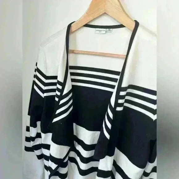 Jacqueline de Yong Womens Striped Black White Open Preppy Prep Sweater Small - Picture 2 of 13